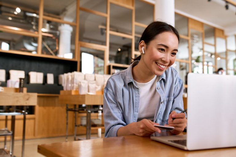 Hybrid Workplace Pros And Cons